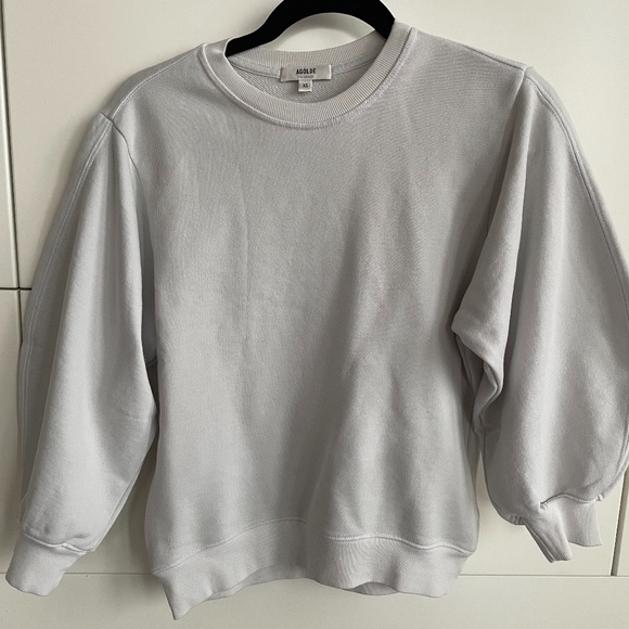 Sweatshirt - Picture 1 of 1